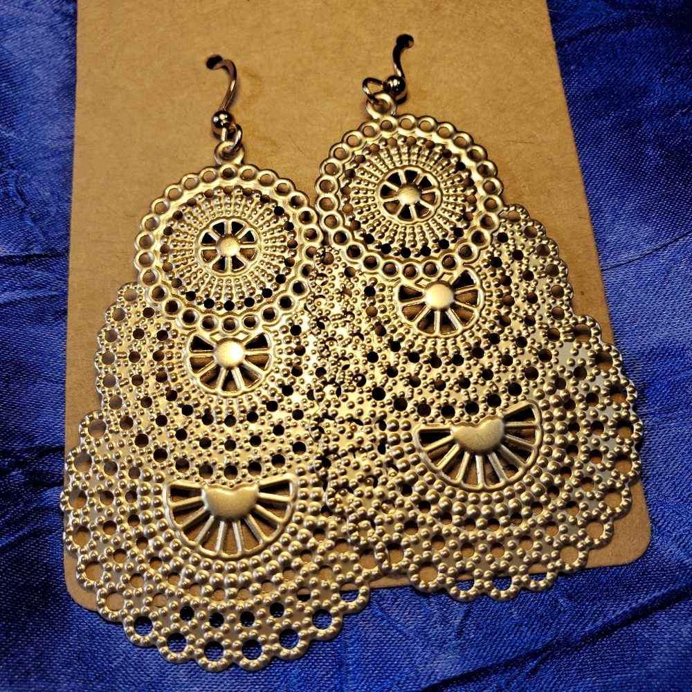 Stunning Bright Gold Medallions 3 in the line. Hook earrings.